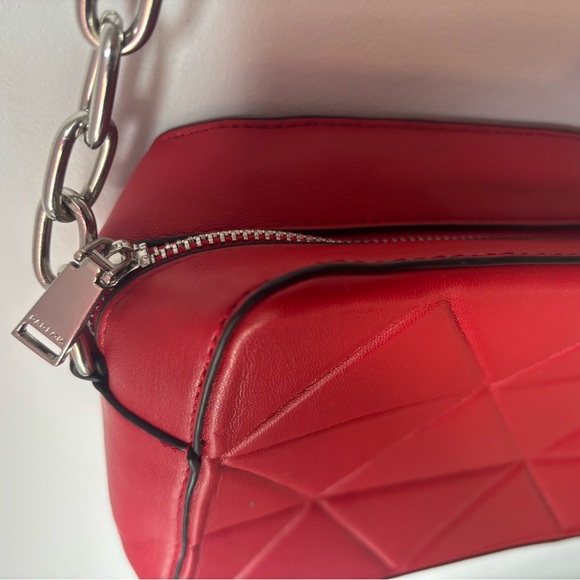 Parfois Red Purse Shoulder Bag EUC and adjustable strap geometric print - Picture 5 of 9